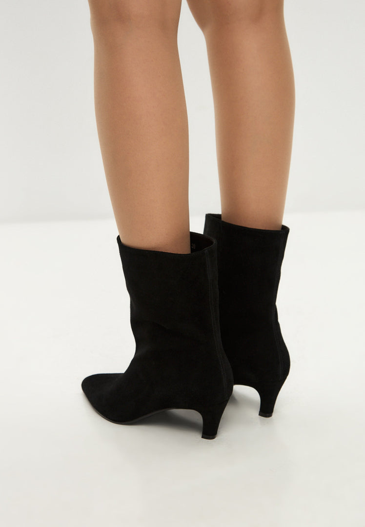 Kitten Heel Stiefelette Dolly - Schwarz