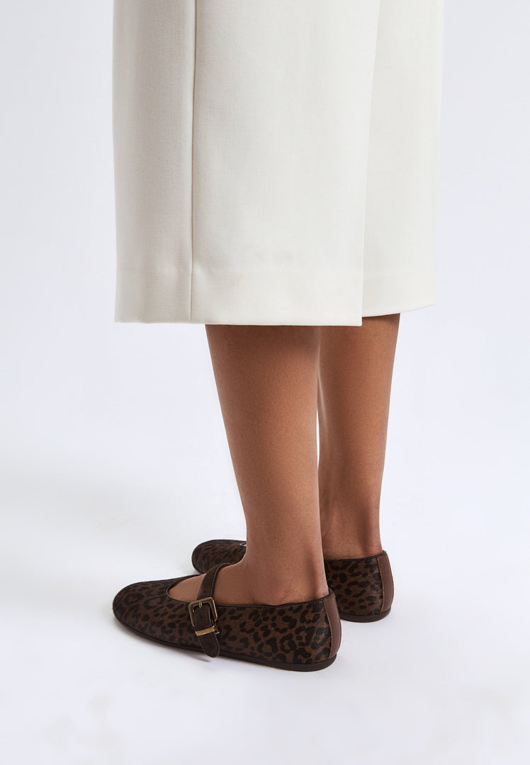 Chic Mary Jane Flats - Leopard