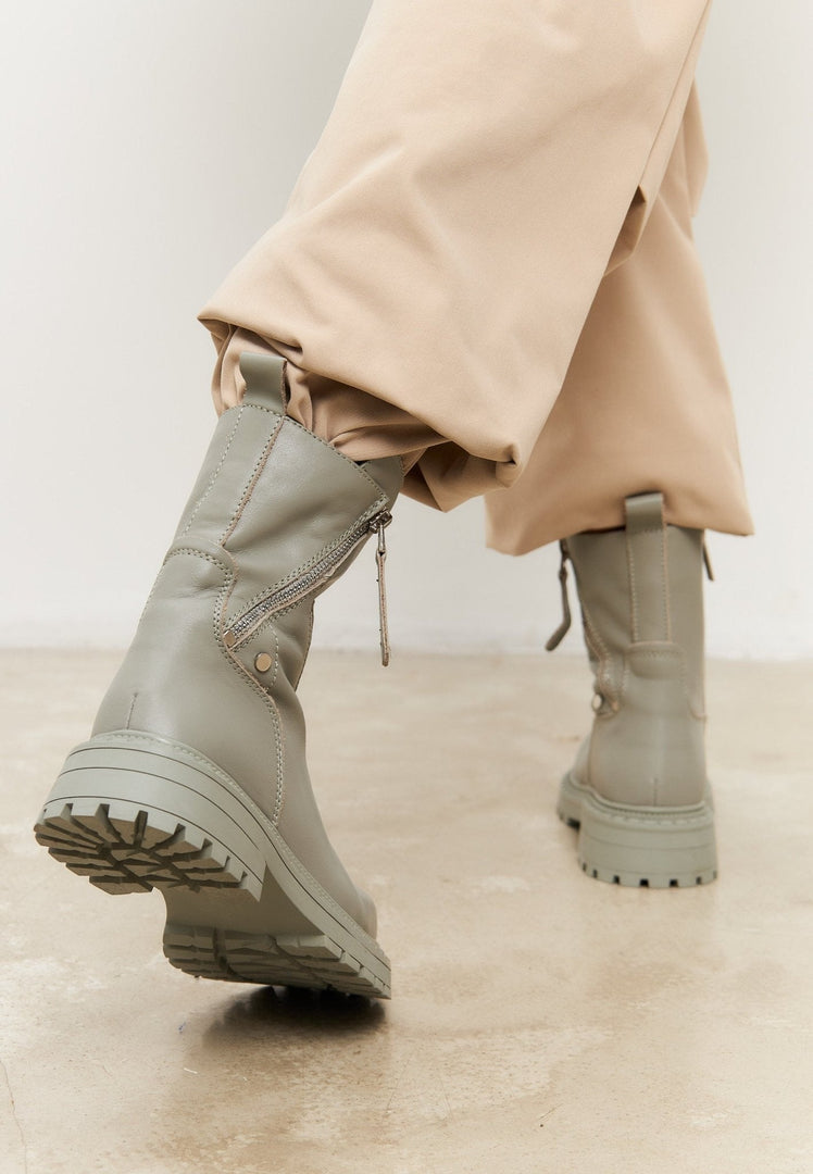 Botines de piel con plataforma