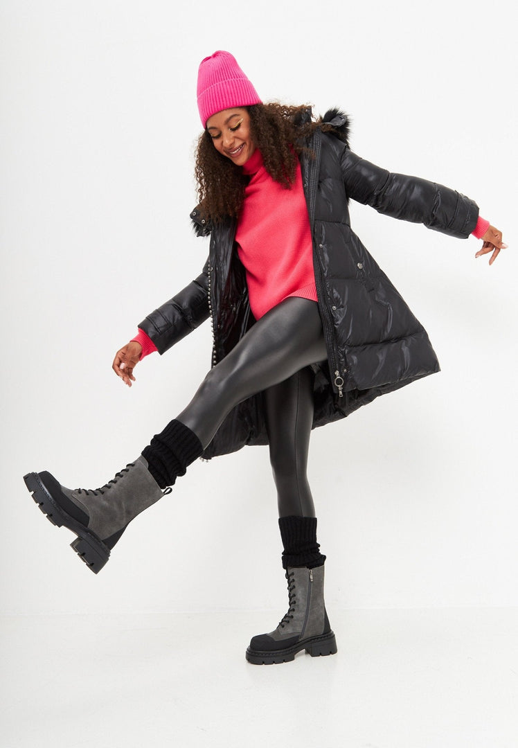 Elegantes botines con cordones