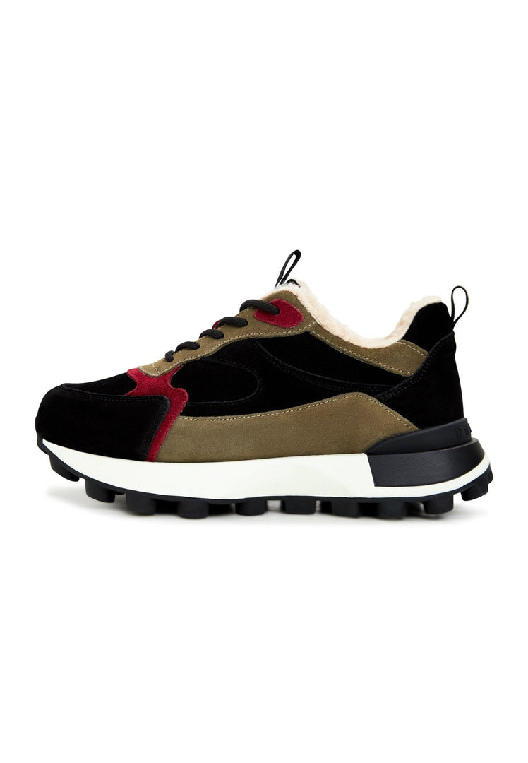 A trendy pair of women's chunky platform sneakers in brown, perfect for those seeking fashionable and stylish footwear.