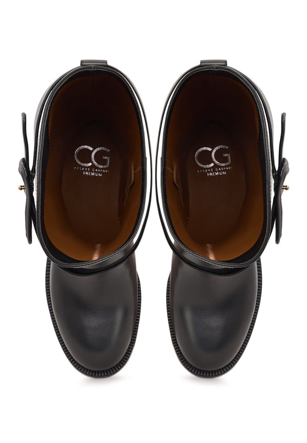 Elegant Riding Boots with Buckle Detail Zoe - Black