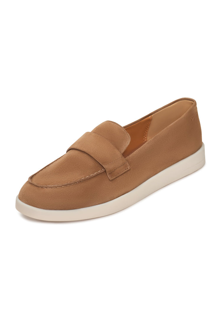 A pair of stylish women's beige low platform loafers, ideal for casual wear in Alaska.