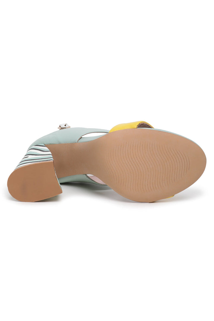 Gestreifte Pop-Sandalen - Mint