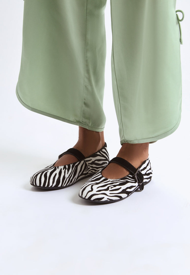 Chic Mary Jane Flats - Zebra