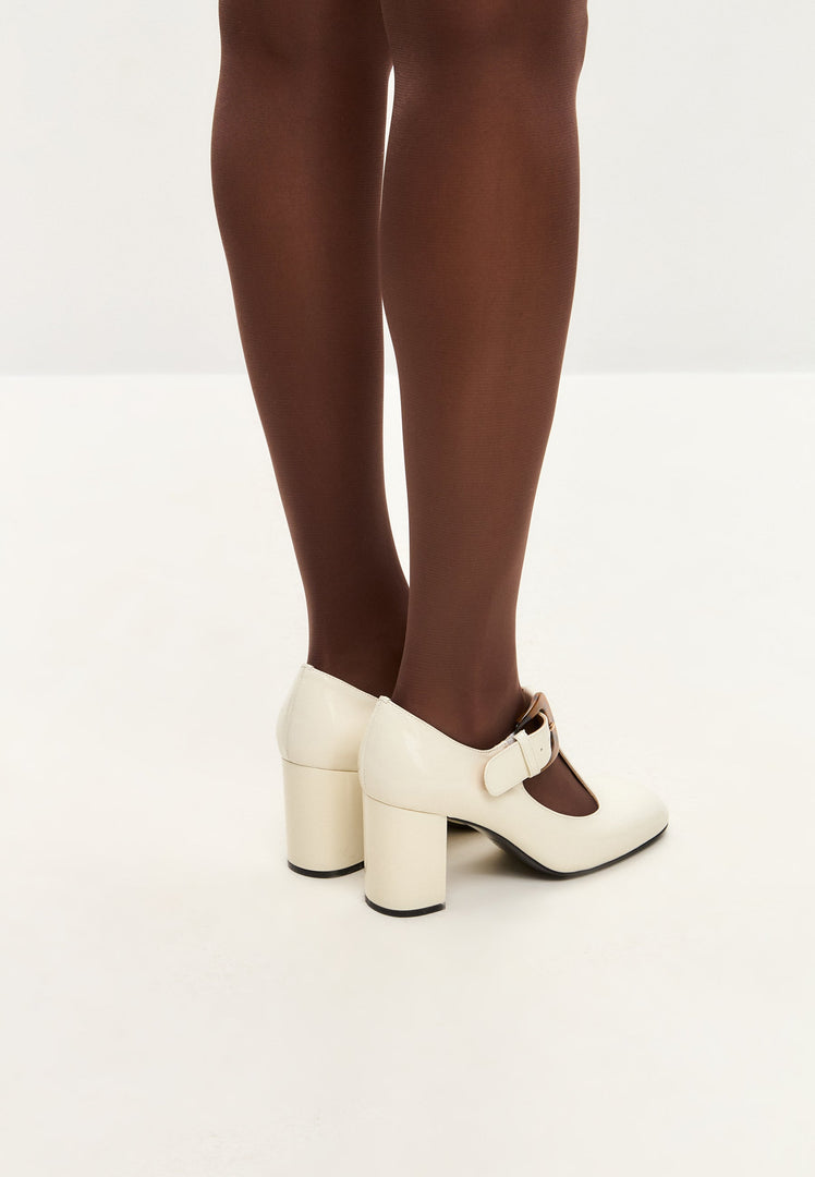 Vintage Buckle Patent Leather Pumps - White