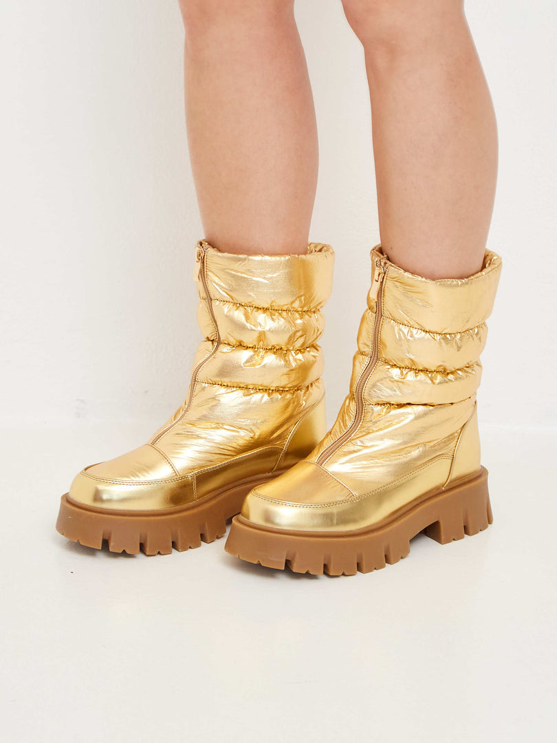 Cozy Chic Winter Boots - Gold