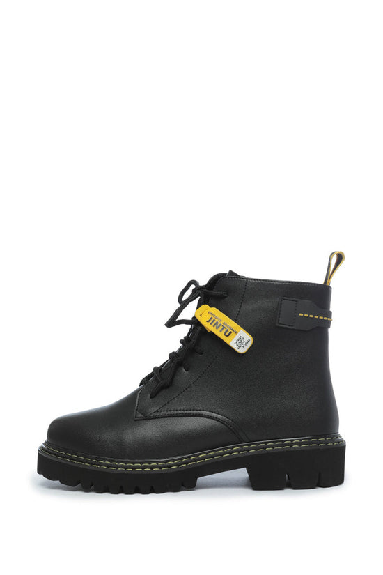 Mutige Schnürstiefeletten