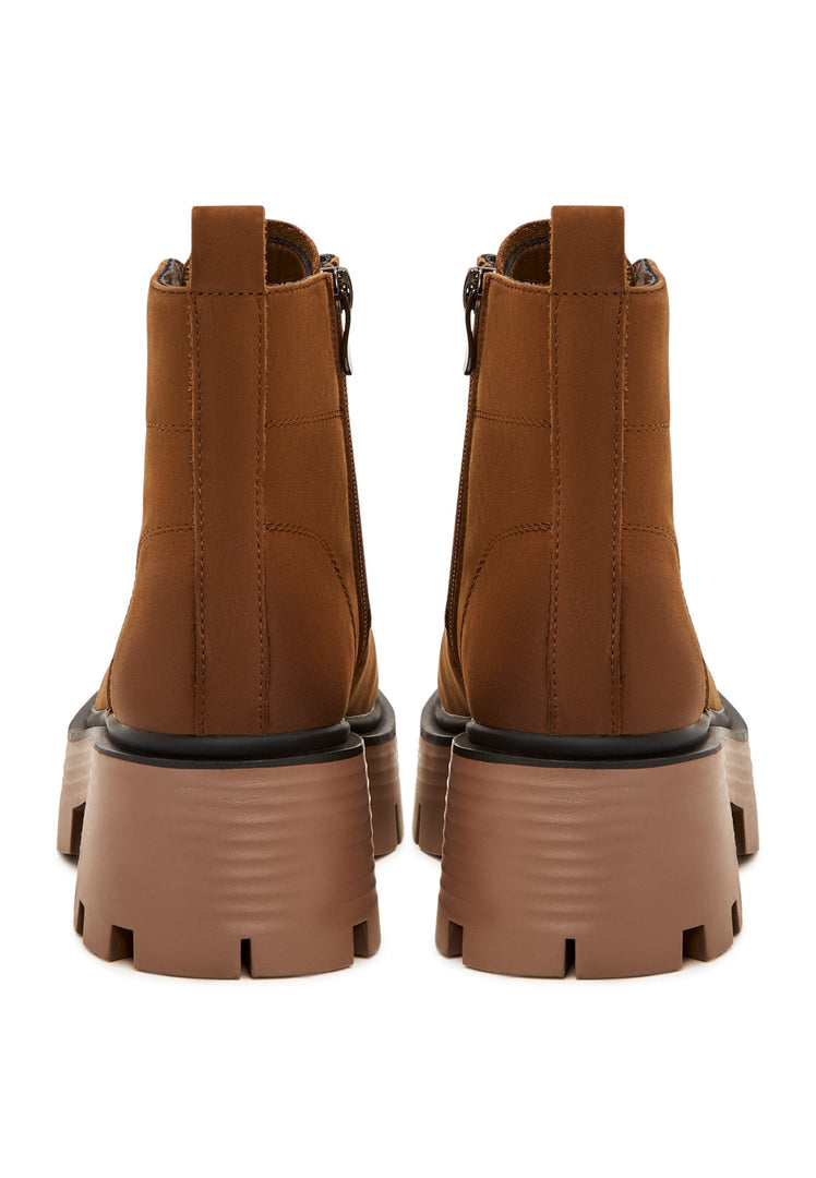 Lässige Plateau-Stiefeletten