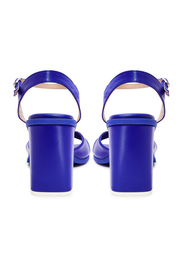 Klassieke blokhak sandalen