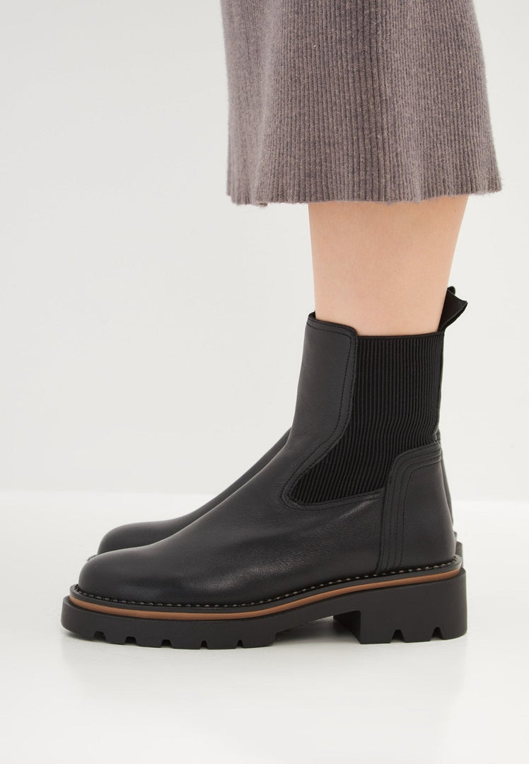 Klassische Plateau-Stiefeletten - Schwarz