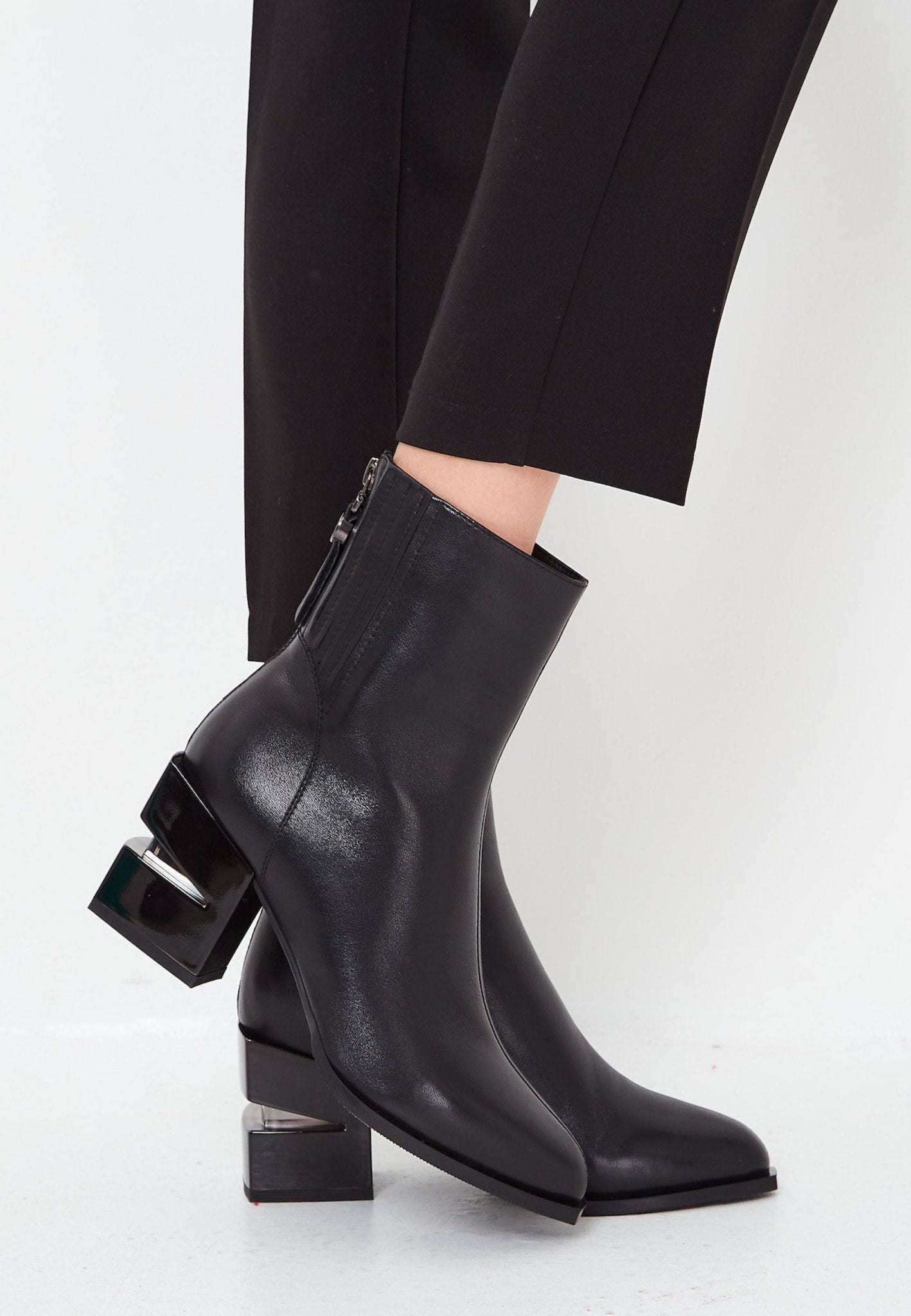 Leather Block Heel Ankle Boots - Cesare Gaspari - Ankle Boots