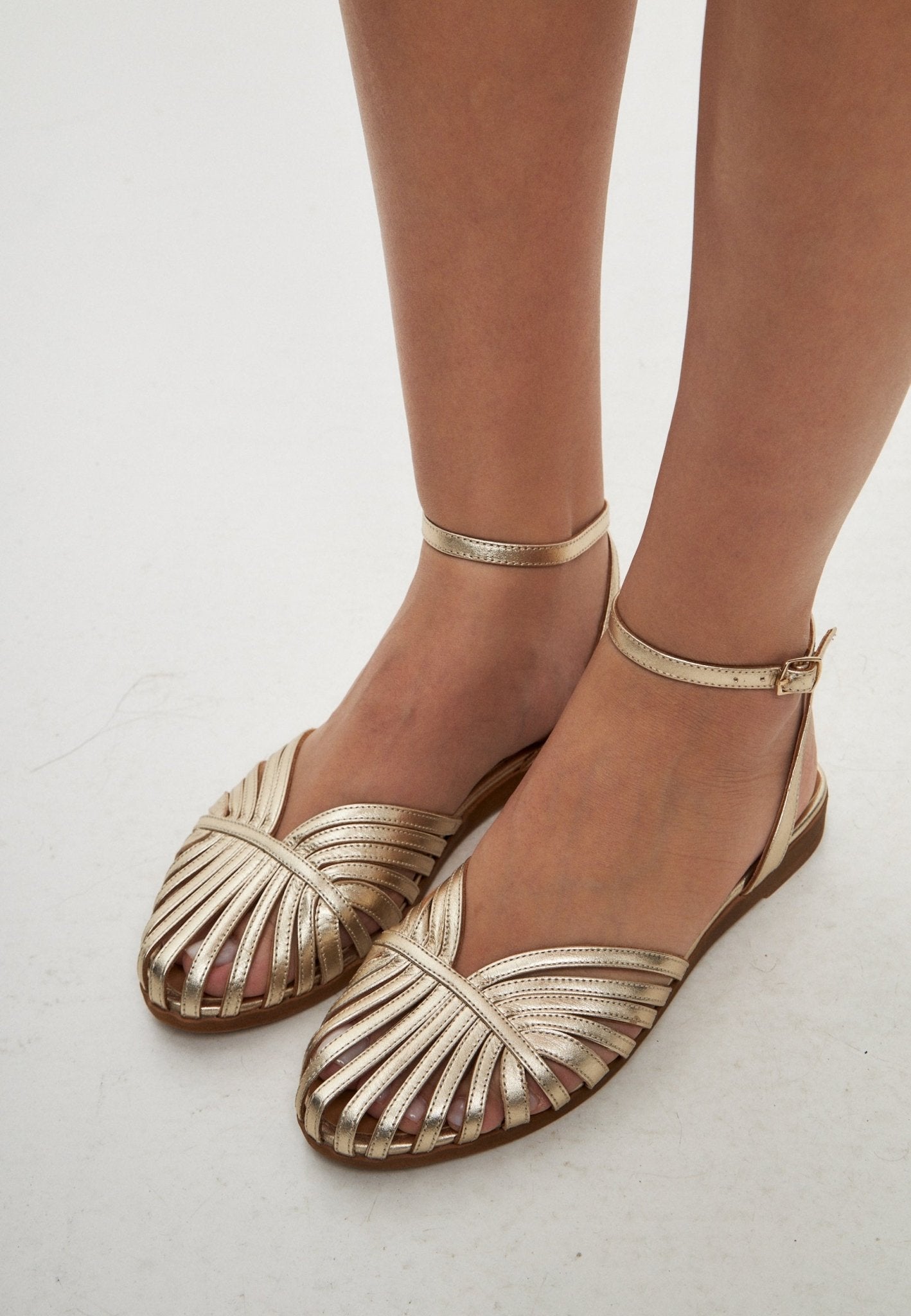 Leather Flat Sole Sandals - Cesare Gaspari - Sandals