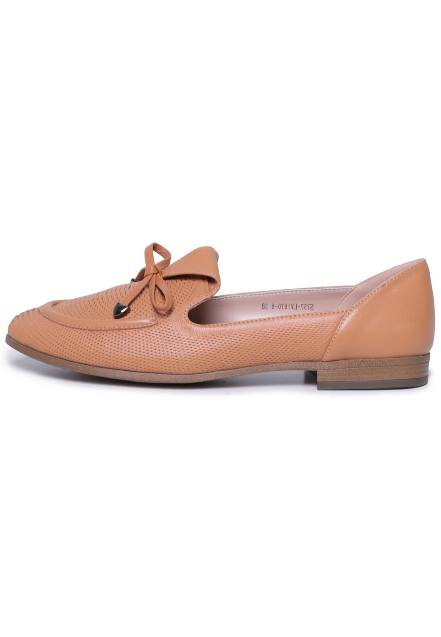 Perforated Bow-Tie Loafers - Peach