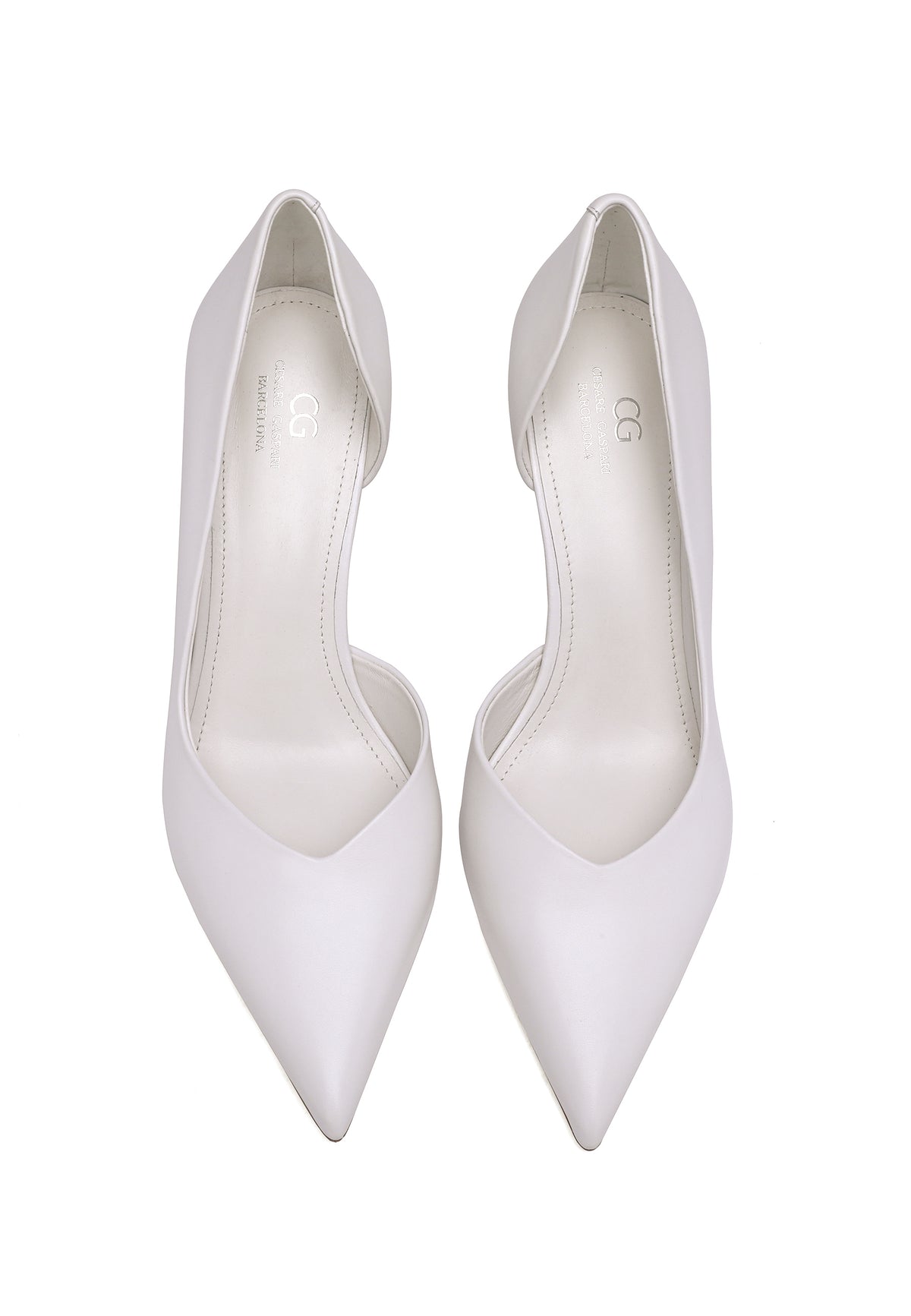 Pumps aus Leder mit spitzer Kappe – Weiß