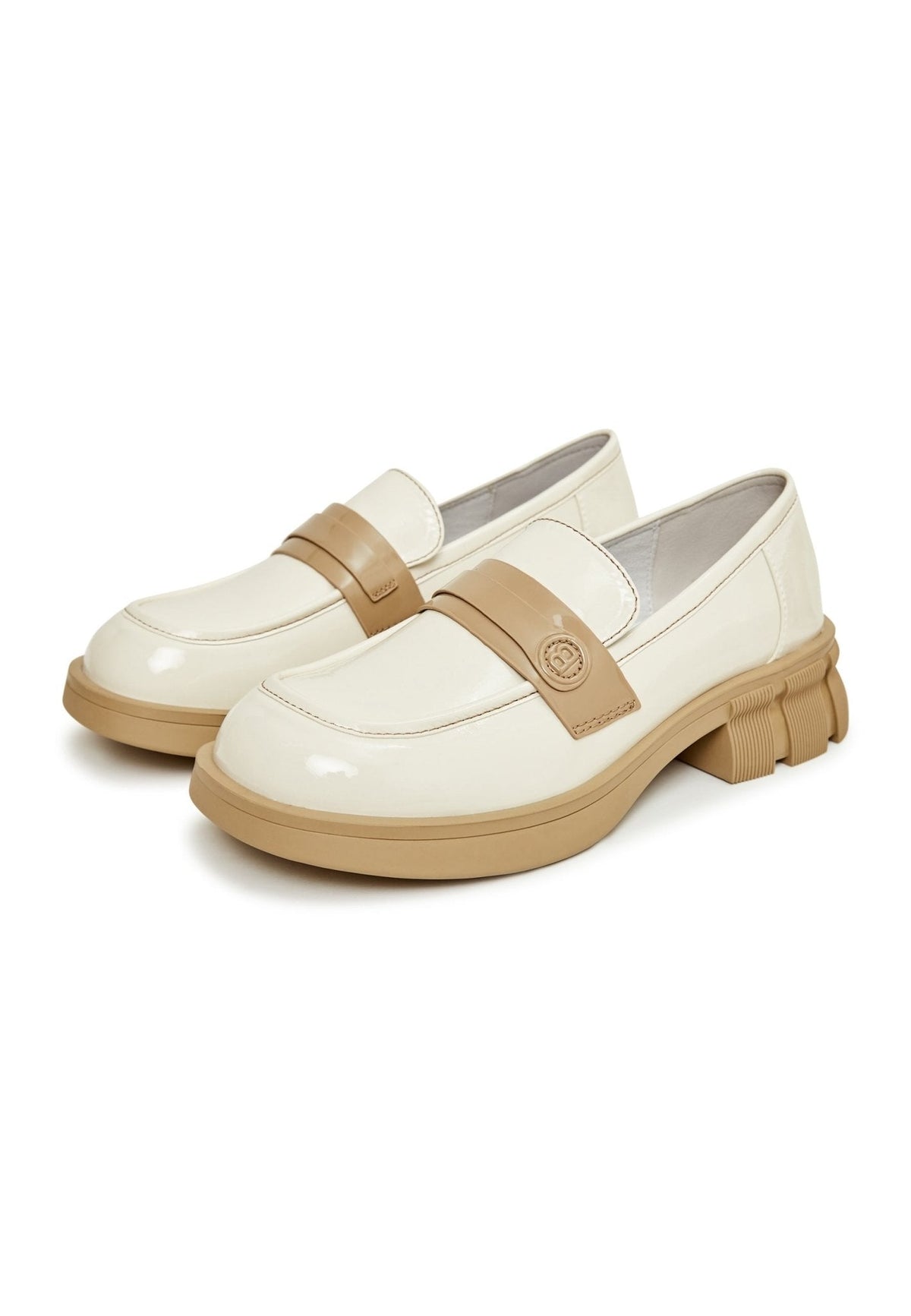 Loafers aus Lackleder - Beige