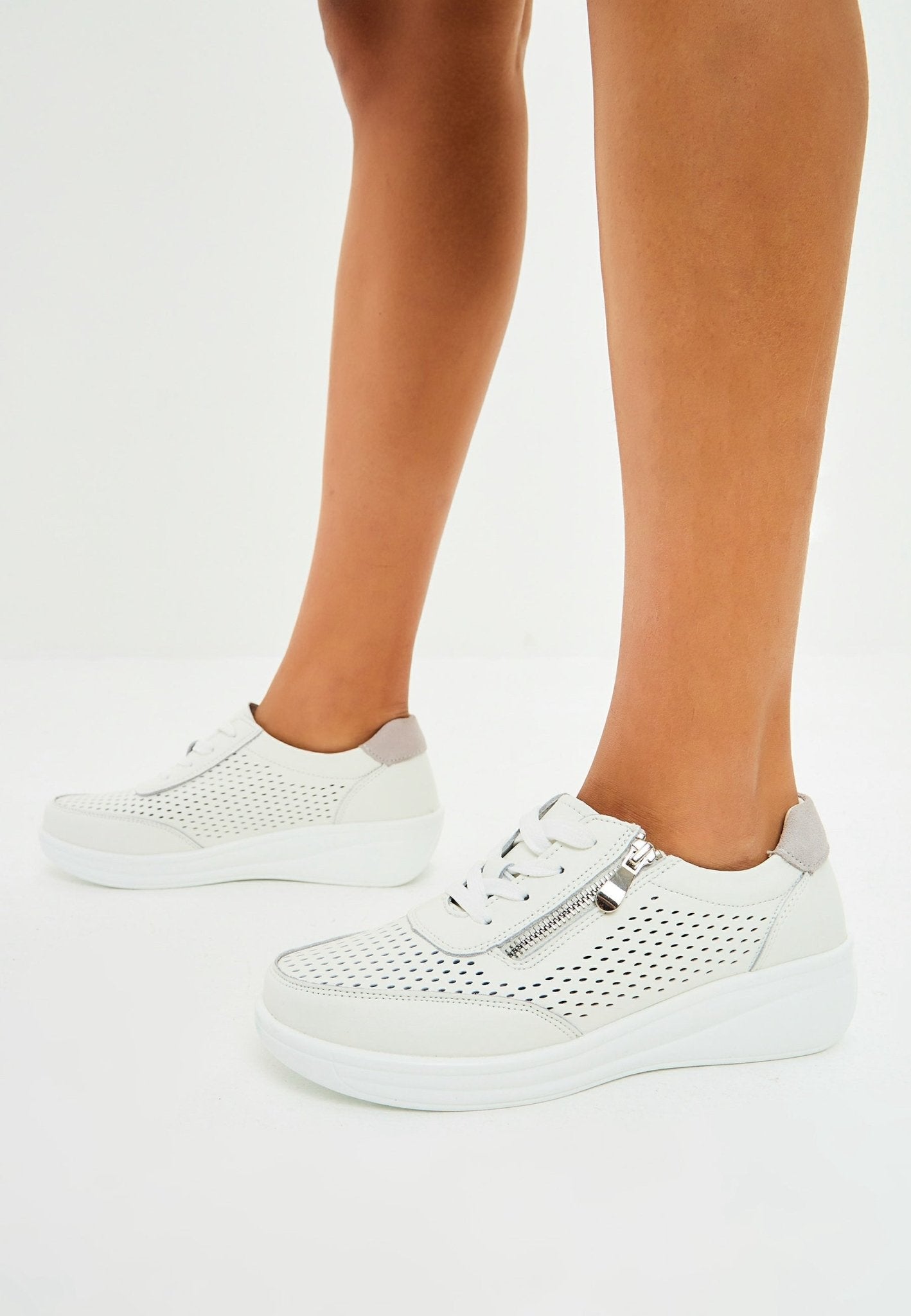 Casual Leather Sneakers - Cesare Gaspari - Sneakers