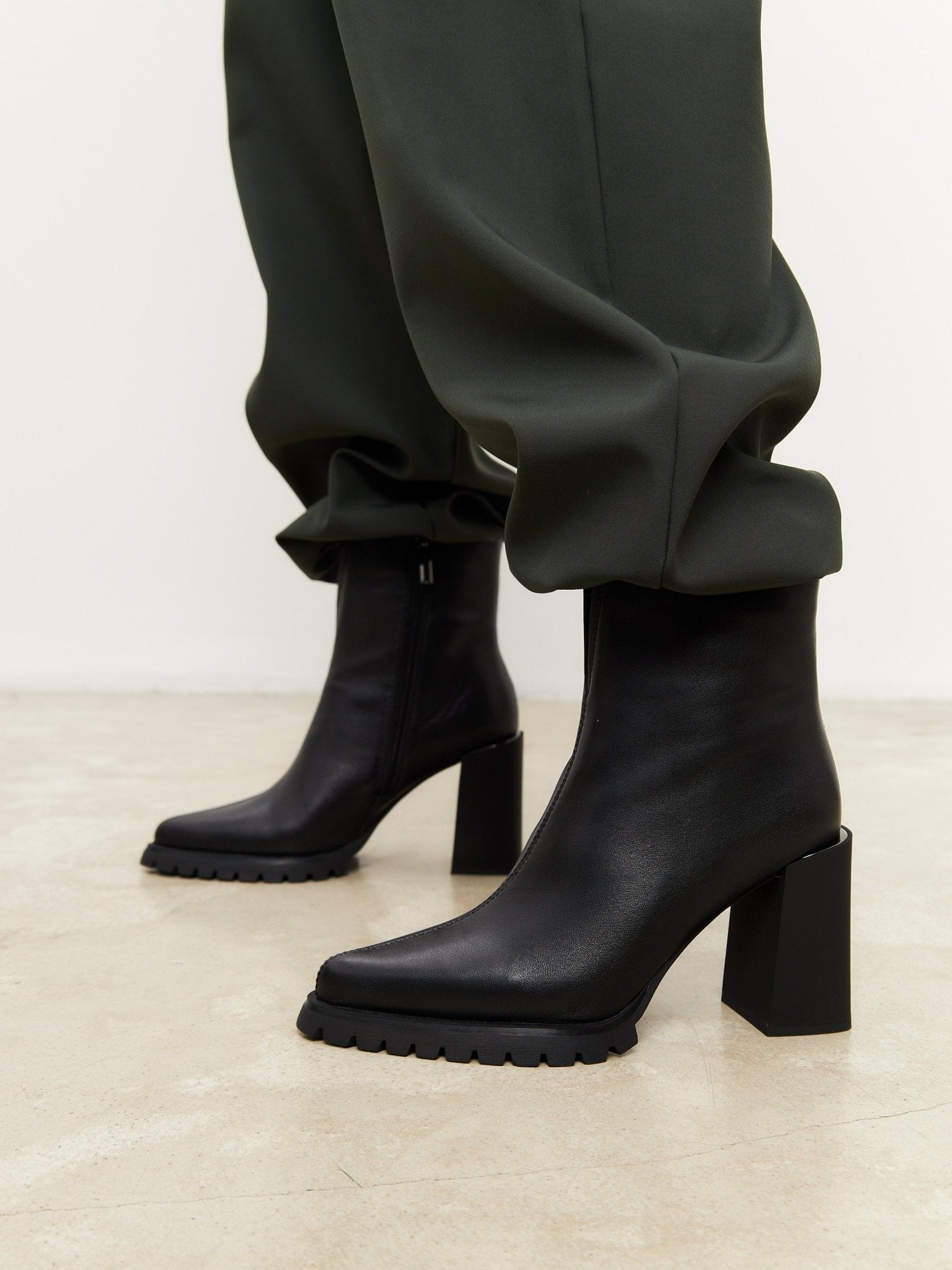 Classic Ankle Boots - Cesare Gaspari - Ankle Boots