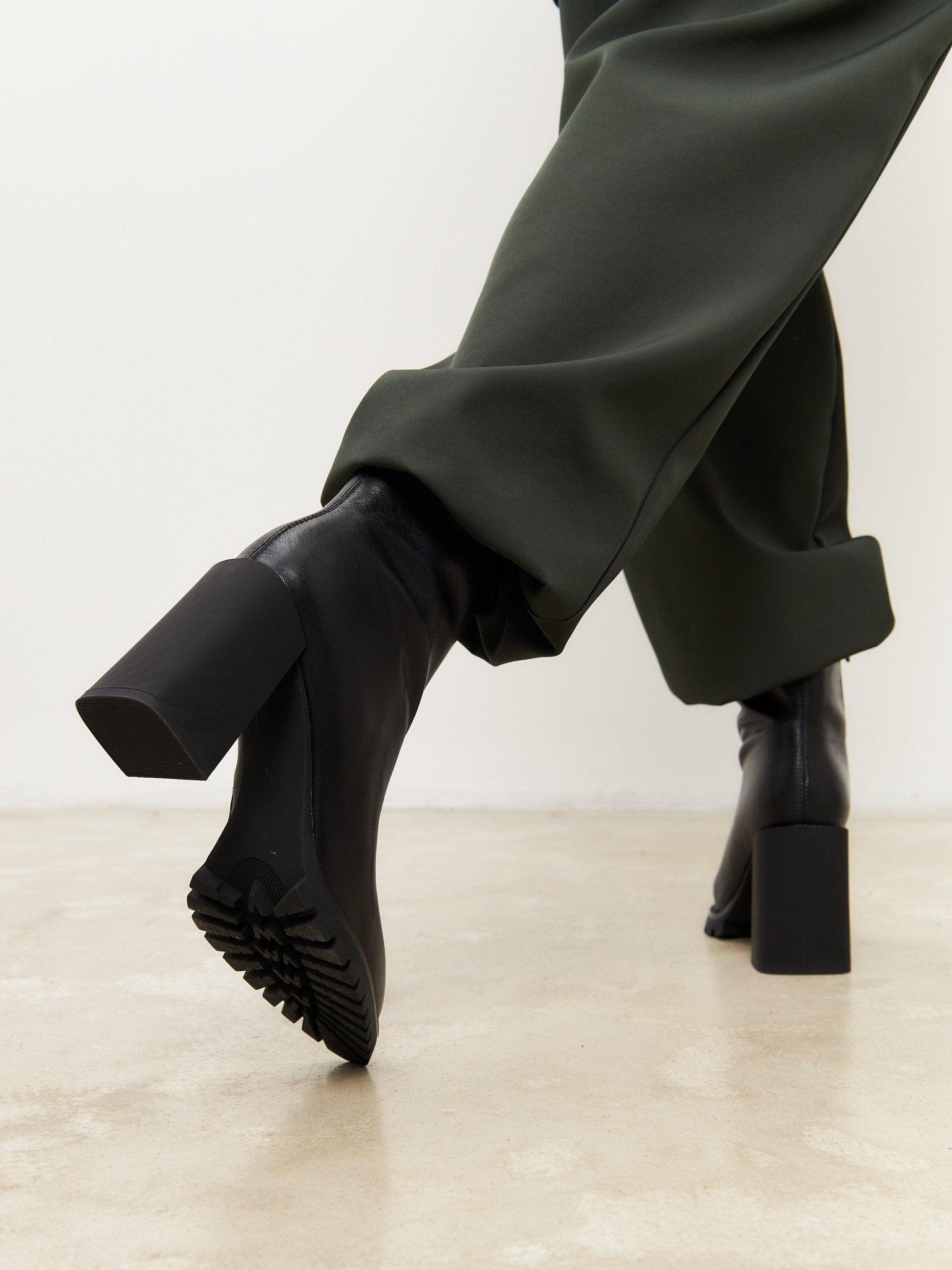 Classic Ankle Boots - Cesare Gaspari - Ankle Boots