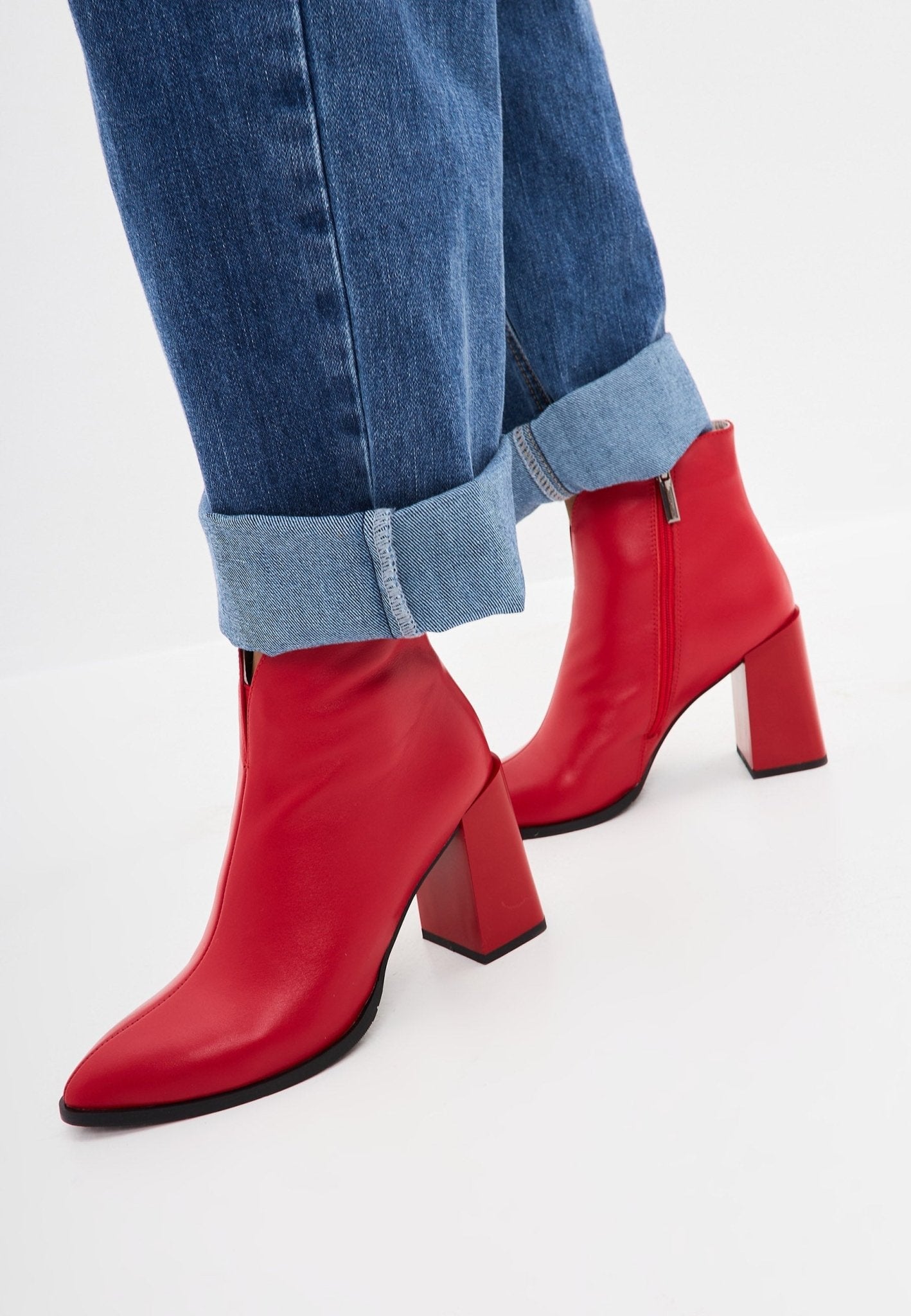 Classic Leather Block Heel Ankle Boots - Cesare Gaspari - Ankle Boots