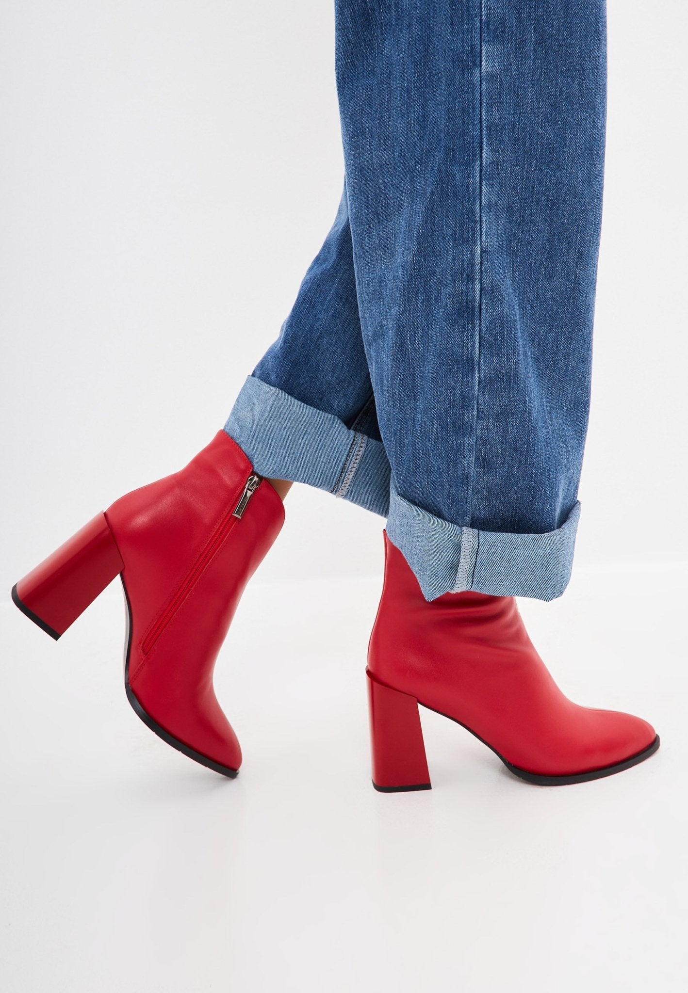 Classic Leather Block Heel Ankle Boots - Cesare Gaspari - Ankle Boots