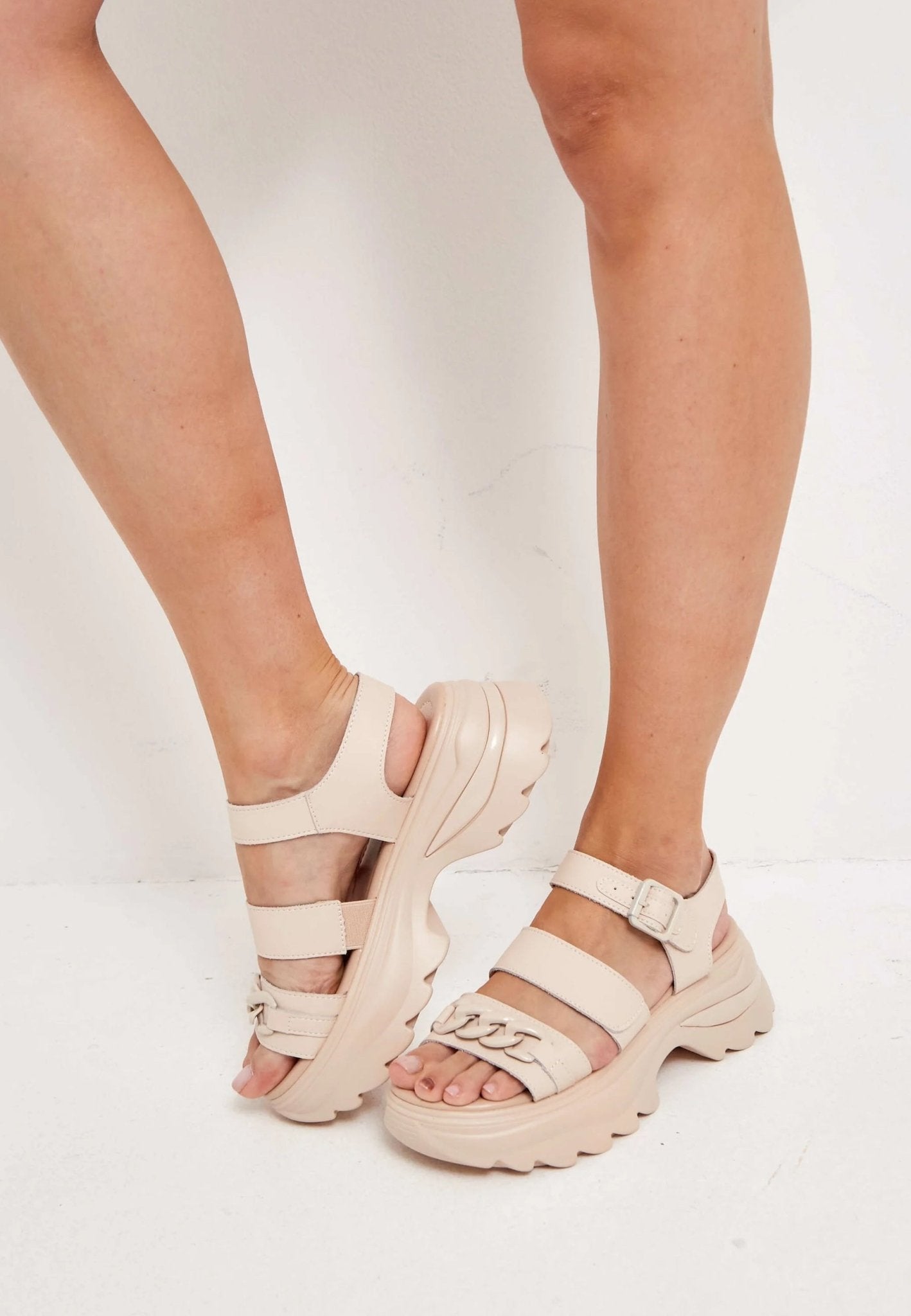 Leather Platform Heeled Sandals - Cesare Gaspari - Sandals