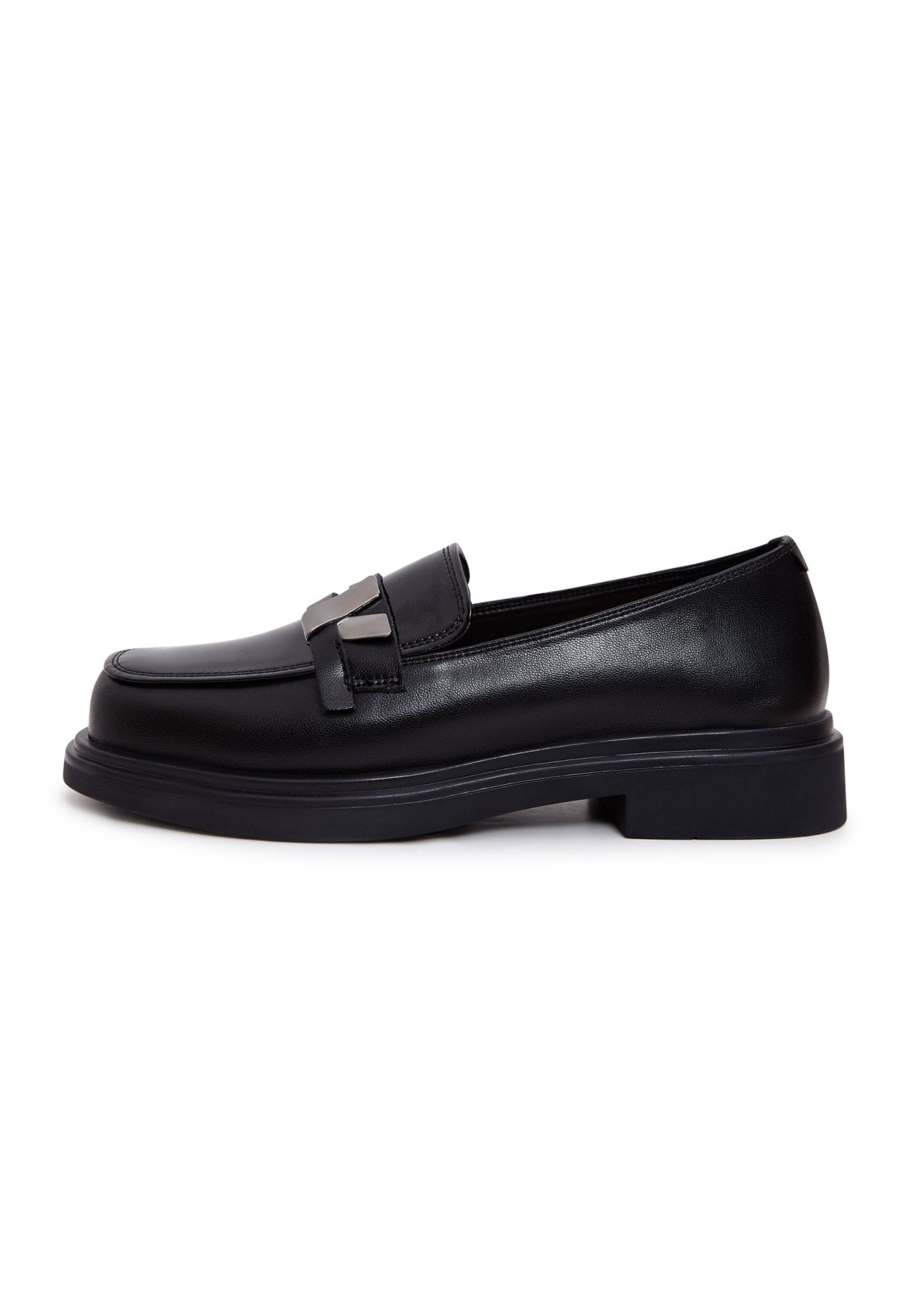 Round Tip Block Heel Loafers - Cesare Gaspari - Loafers